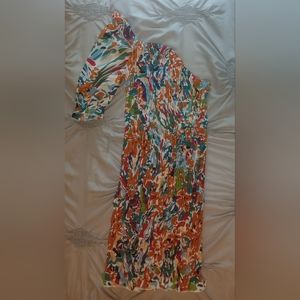 One shoulder colorful print mini dress. Very stretchy fabric. Size small